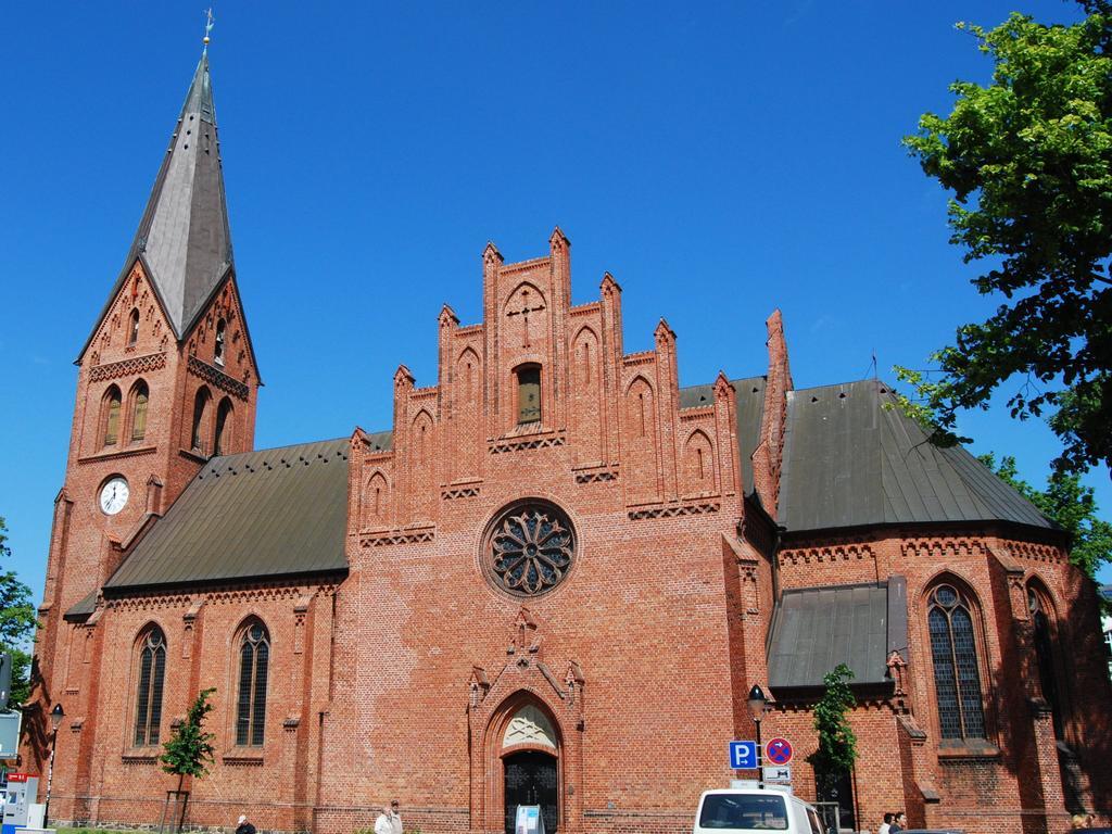 Warnemuende Altstadt *